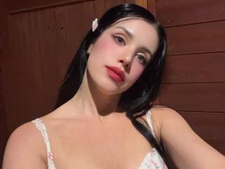 Sexy profile pic of BeautyCoral