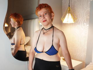 BiancaMature live cam