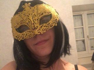 BlondinetteAnnLive Webcam