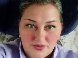 BlondyBigBoobs live cam