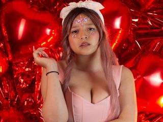 Sexy pic of CandySwan