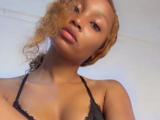 Sexy pic of CassieYk