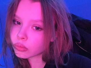 Sexy pic of CheliaFloerke