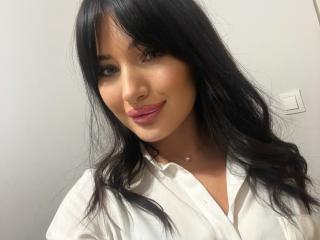 Sexy profile pic of ChloeVibe