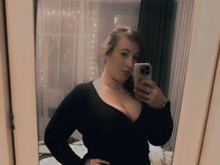 CurvyAlexaa-hot Profile pic of CurvyAlexaa-hot