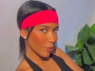 DaimondJohnson live cam