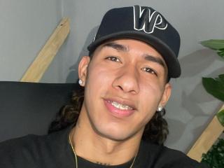 DamiamPhill XLove Cam
