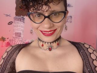 DaneshkaNaughty69 live cam