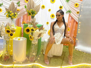 DaniellaAdamsLive Webcam