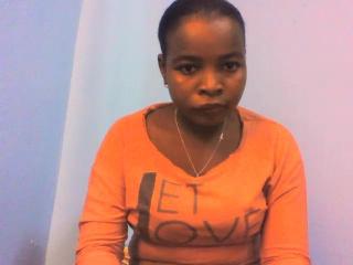 DeeseDOrLive Webcam