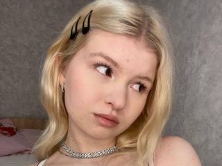 Sexy pic of DelphineHambleton