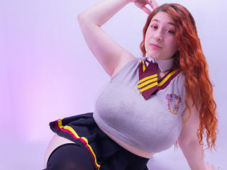 Sexy profile pic of ElizabethCami