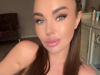 EmilyySecret live cam