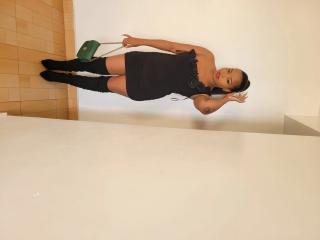 Sexy pic of Freaky-hot