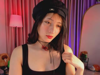 Sexy profile pic of GeaHere