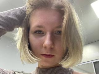 Sexy profile pic of GloriaBubble