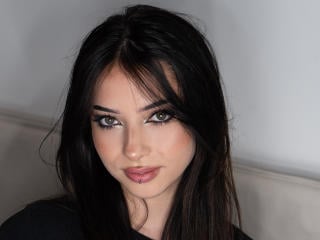 Sexy profile pic of IrisLis