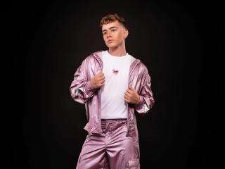 JamesColtt XLove Cam
