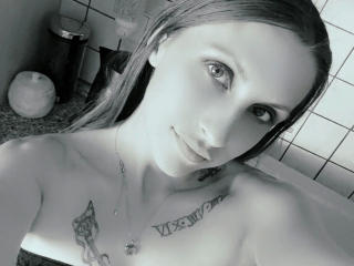 Joie-20-hotLive Webcam