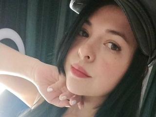 JulyMiaLive Webcam