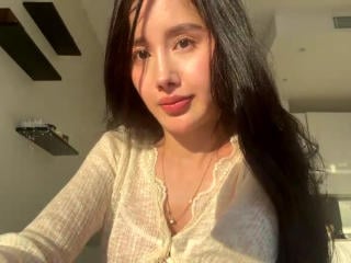 Sexy pic of KandaceMoles
