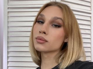 Sexy pic of KatalaYeya