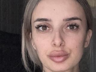 KatrinaHotX69 Live Cam on XLoveCam