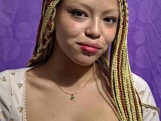 Sexy pic of KeiryGinger