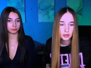 Sexy profile pic of KellyAndMila