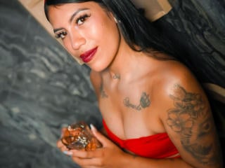 Sexy pic of KymCorzo
