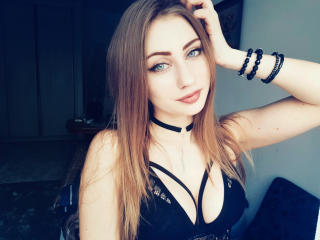 Sexy profile pic of LauraForLove