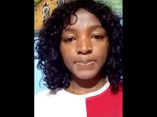 Layanae Live Cam on XLoveCam