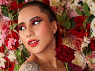 Sexy pic of LeahMiler