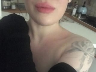 LiliaRose-hotLive Webcam