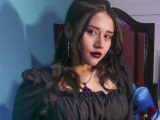 LilithInfernal live cam