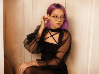 LinaBloomLive Webcam