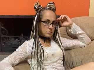 Sexy pic of LioraWeiss