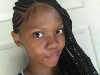 Sexy pic of LucilleAdela