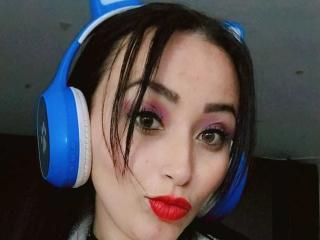 LucyHeartfelLive Webcam