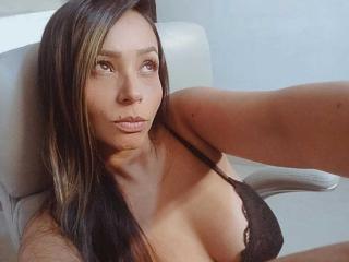 LuluSinclair live cam