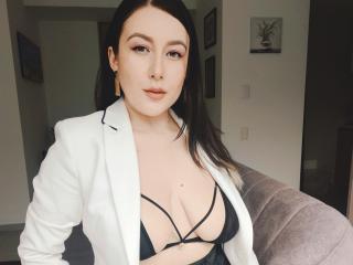Live Nude Chat with MabyRose on Cam-2-Cam Sex Show