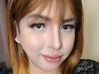 MassiveMichaela Live Cam on XLoveCam