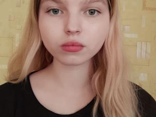 Sexy pic of MaximaLasley