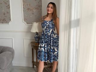 Sexy pic of MaximinaCondroski