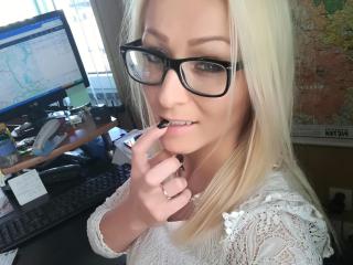 Michaela2015-hotLive Webcam