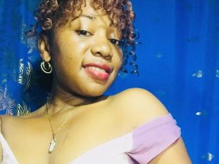MimiCheladyLive Webcam