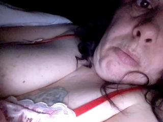 MinaLarsonLive Webcam