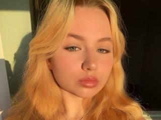 Sexy pic of MoiraKlammer