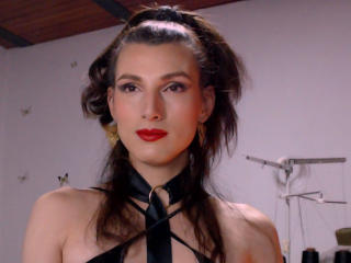 MoiraMartinezLive Webcam