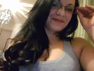 NikyMature Live Cam on XLoveCam